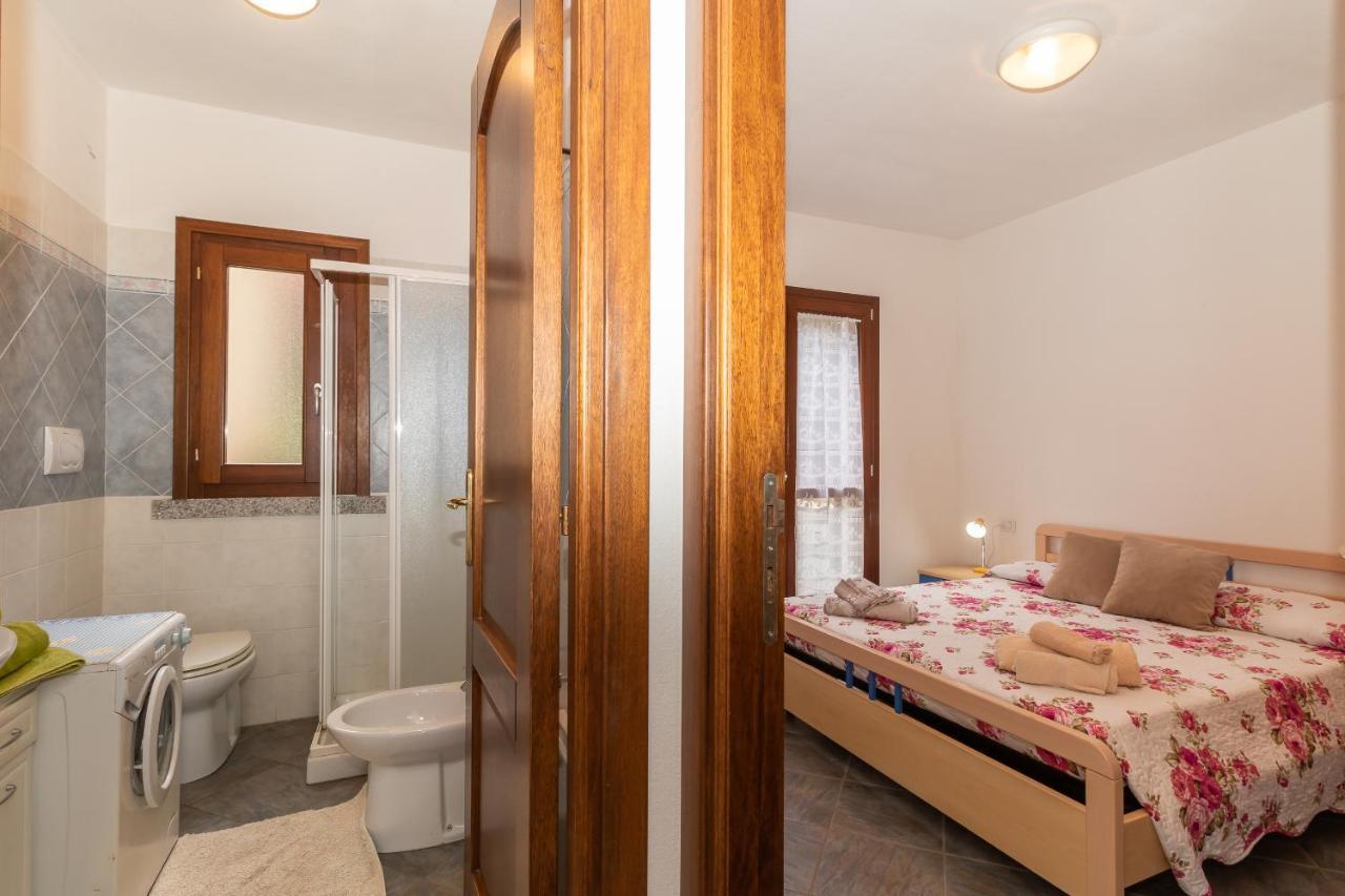 Appartamento Con Piscina 03 Trinità dʼAgultu Εξωτερικό φωτογραφία