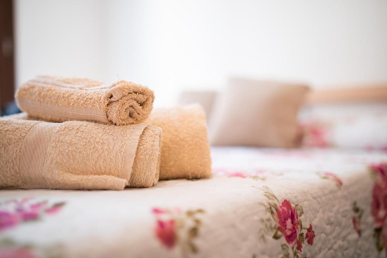 Appartamento Con Piscina 03 Trinità dʼAgultu Εξωτερικό φωτογραφία