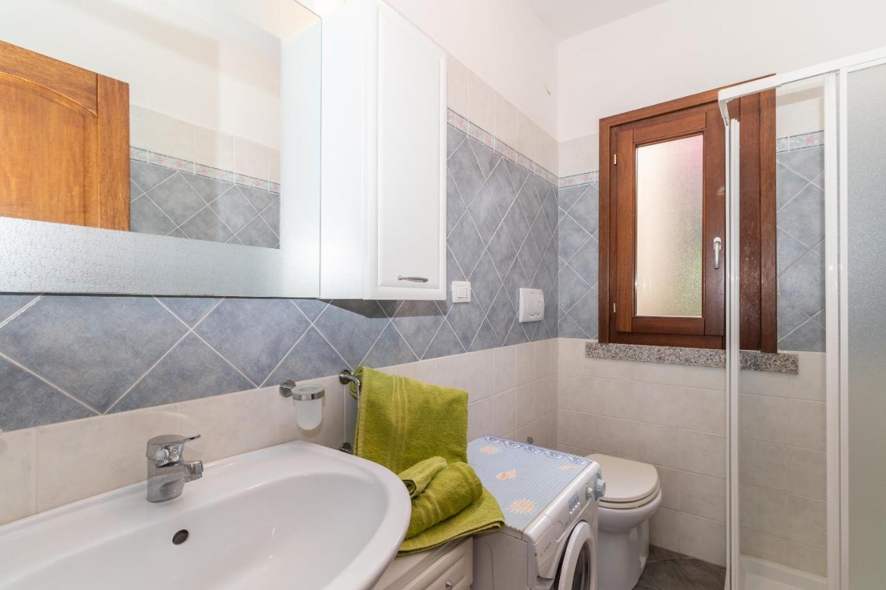 Appartamento Con Piscina 03 Trinità dʼAgultu Εξωτερικό φωτογραφία